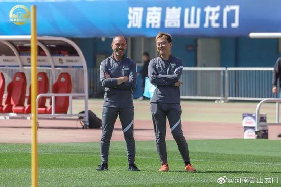 库珀携嫩模女友出席白宫晚宴 与美国国务卿交谈 2014-02-12 电影网讯 刚刚在加州比弗利山庄参加奥斯卡提名午宴的布莱德利·库珀一刻也闲不住。